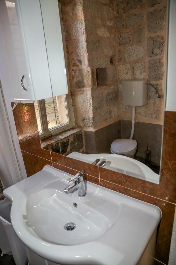 Kolbe Hvar Piazza Apartment Hvar Town